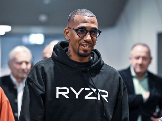 Скандальний чемпіон світу з футболу став батьком другої пари близнюків (фото)