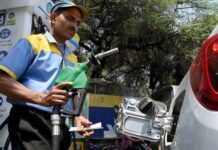 Цены на нефть упали после заявления Трампа об отсрочке удара по Ирану