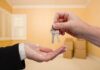 В Україні пропонують забирати квартири за борги без суду: що відомо