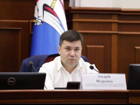 Вітренка хочуть зняти з голови фракції «слуг» в Київраді, щоб вщухнув скандал через його зв’язки з Комарницьким, — Береза